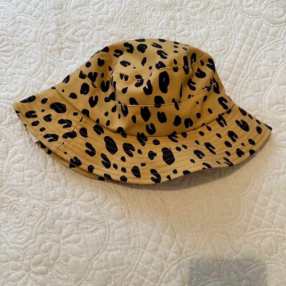 Fighting Eel bucket hat